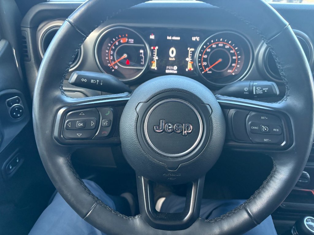 Jeep Wrangler Willys 2021 à Pointe-Aux-Trembles, Québec - 20 - w1024h768px