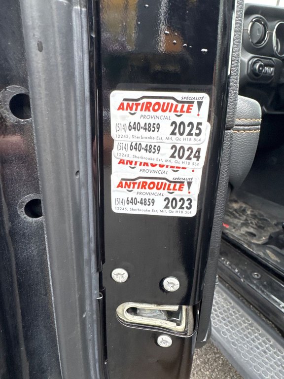 Jeep Wrangler Unlimited High Altitude 2021 à Pointe-Aux-Trembles, Québec - 12 - w1024h768px