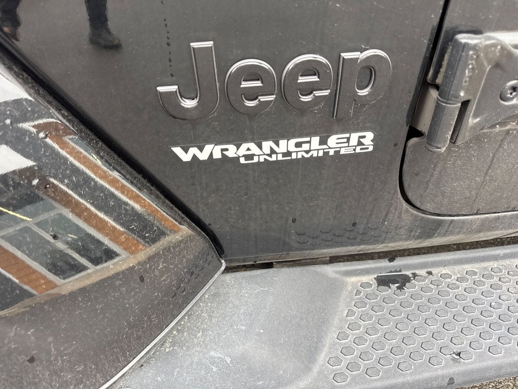 Jeep Wrangler Unlimited High Altitude 2021 à Pointe-Aux-Trembles, Québec - 16 - w1024h768px