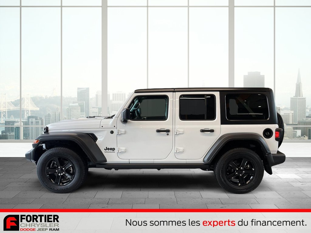 Jeep Wrangler Sport Altitude 2023 à Pointe-Aux-Trembles, Québec - 3 - w1024h768px