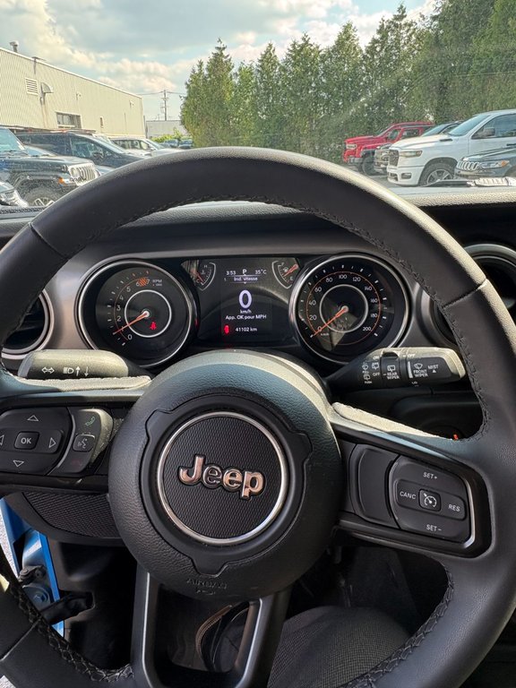 Jeep Wrangler Sport S 2023 à Pointe-Aux-Trembles, Québec - 7 - w1024h768px