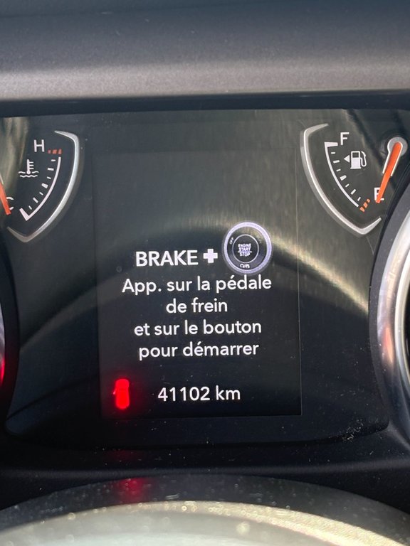 Jeep Wrangler Sport S 2023 à Pointe-Aux-Trembles, Québec - 8 - w1024h768px