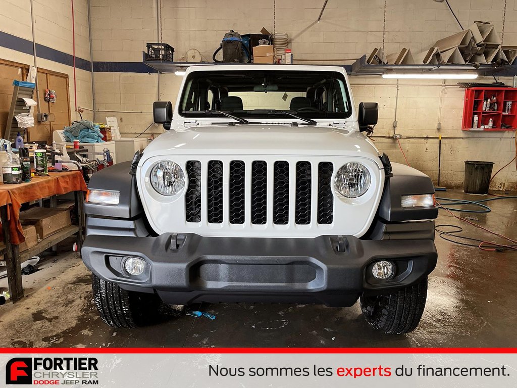 Jeep Wrangler SPORT 2024 à Pointe-Aux-Trembles, Québec - 3 - w1024h768px