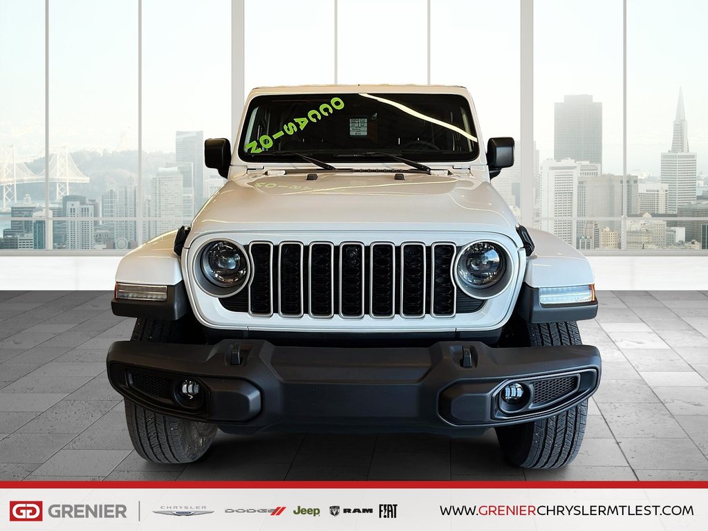 Jeep Wrangler 4-PORTES SAHARA + 4X4 + CUIR + CARPLAY 2024 à Pointe-Aux-Trembles, Québec - 2 - w1024h768px