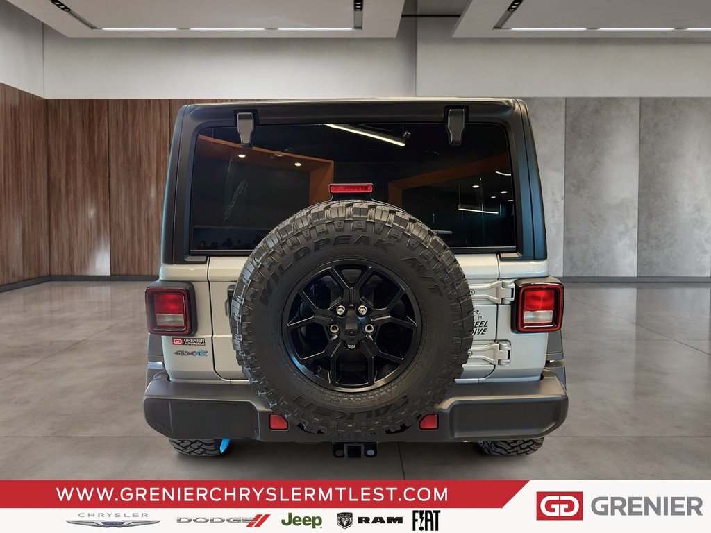 Jeep WRANGLER 4P WILLYS 4XE + HYBRIDE + 4X4 2024 à Pointe-Aux-Trembles, Québec - 3 - w1024h768px