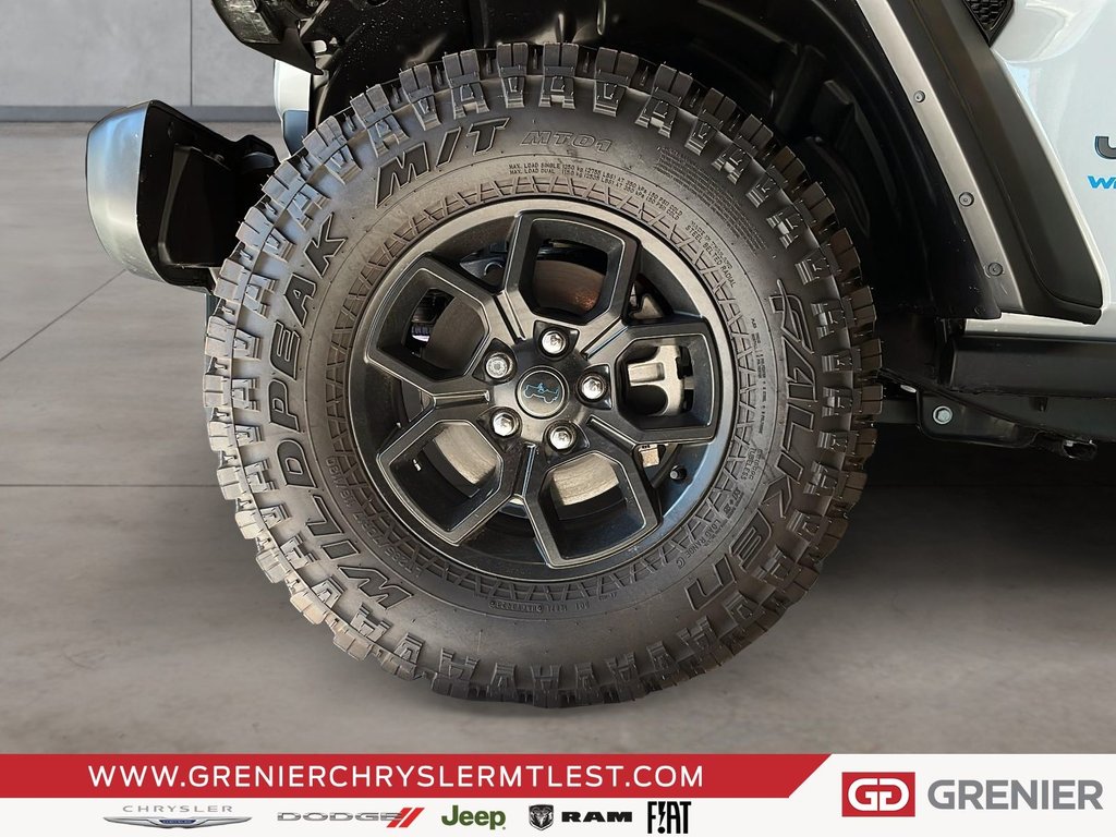 Jeep WRANGLER 4P WILLYS 4XE + HYBRIDE + 4X4 2024 à Pointe-Aux-Trembles, Québec - 7 - w1024h768px