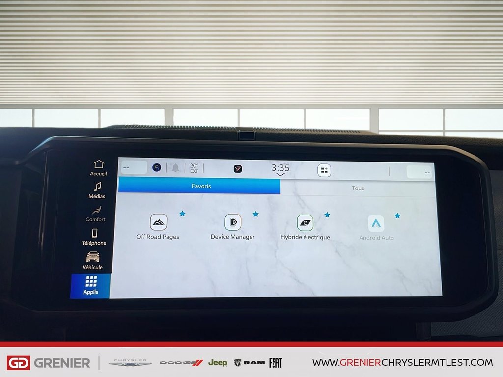 Jeep WRANGLER 4P WILLYS 4XE + HYBRIDE + 4X4 2024 à Pointe-Aux-Trembles, Québec - 16 - w1024h768px