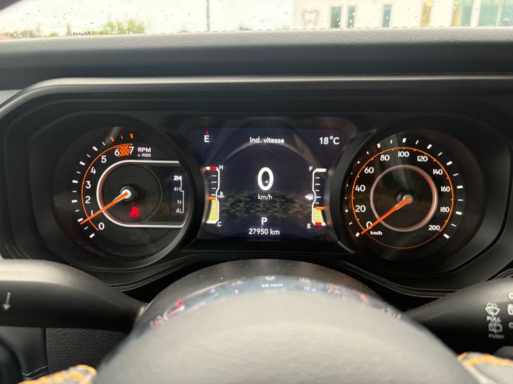 2024 Jeep Wrangler SAHARA SKY ONE TOUCH 4CYL in Pointe-Aux-Trembles, Quebec - 18 - w1024h768px