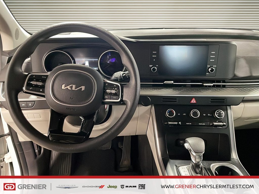2024 Kia Carnival LX + 8 PASSAGERS + BLUETOOTH in Pointe-Aux-Trembles, Quebec - 8 - w1024h768px