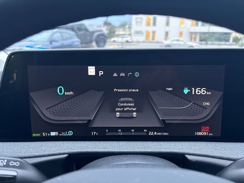 2022 Kia EV6 LONG RANGE AWD in Pointe-Aux-Trembles, Quebec - 17 - w1024h768px