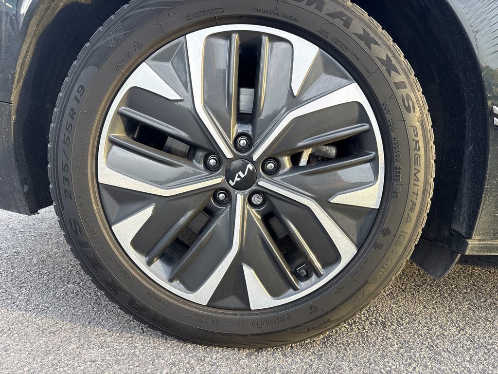 Kia EV6 LONG RANGE AWD 2023 à Pointe-Aux-Trembles, Québec - 9 - w1024h768px