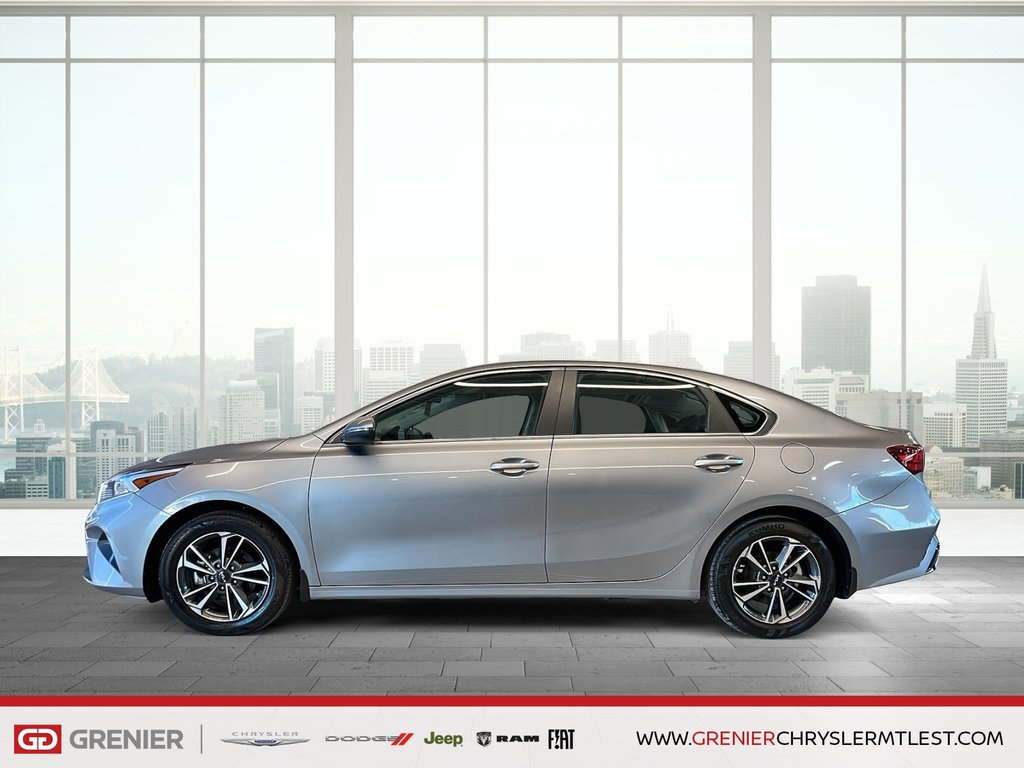 2024 Kia Forte EX + SIEGES ET VOLANT CHAUFFANTS in Pointe-Aux-Trembles, Quebec - 6 - w1024h768px