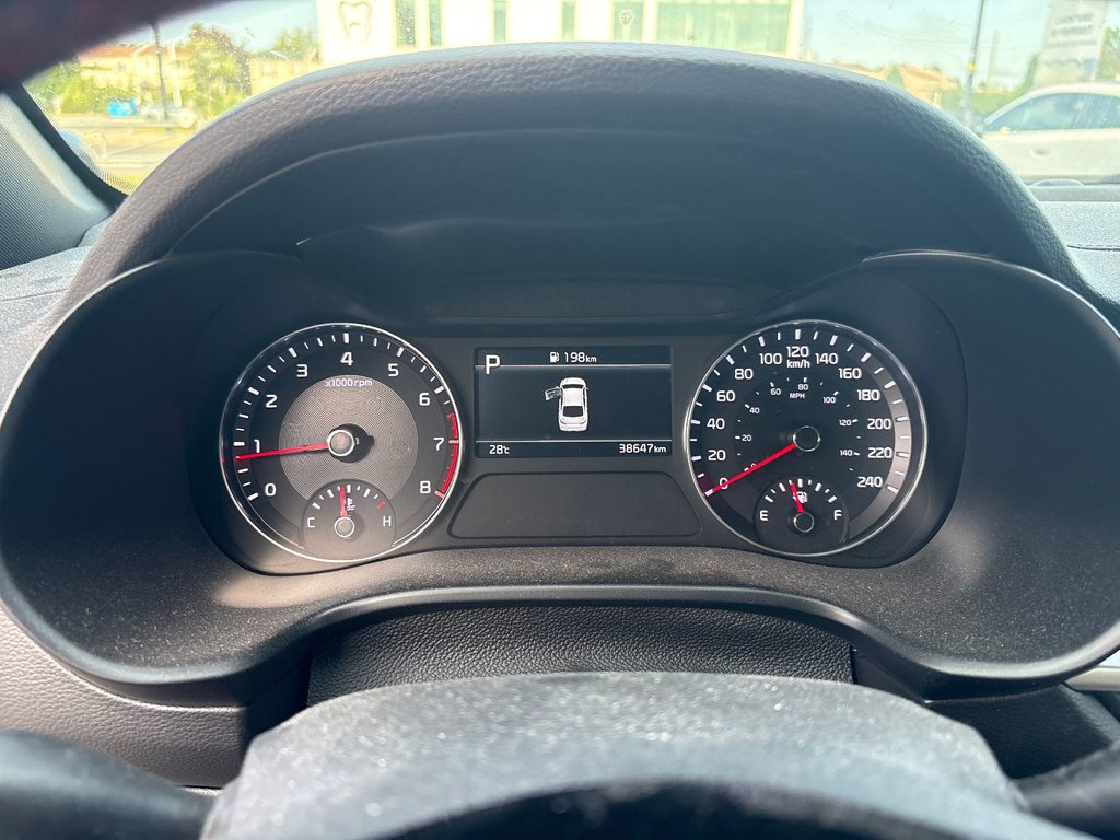 2024 Kia Forte GT Limited in Pointe-Aux-Trembles, Quebec - 6 - w1024h768px