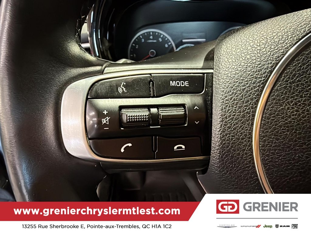 2021 Kia K5 EX in Pointe-Aux-Trembles, Quebec - 28 - w1024h768px