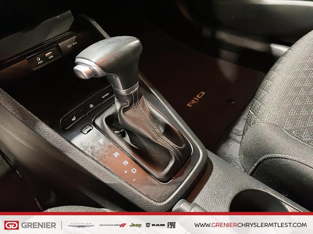2018 Kia Rio 5-door LX + AUTOMATIQUE + BLUETOOTH in Pointe-Aux-Trembles, Quebec - 16 - w1024h768px