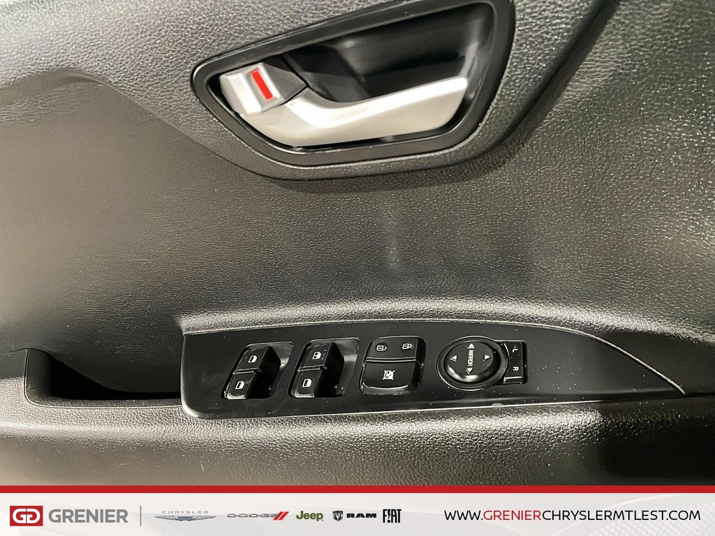 2018 Kia Rio 5-door LX + AUTOMATIQUE + BLUETOOTH in Pointe-Aux-Trembles, Quebec - 10 - w1024h768px