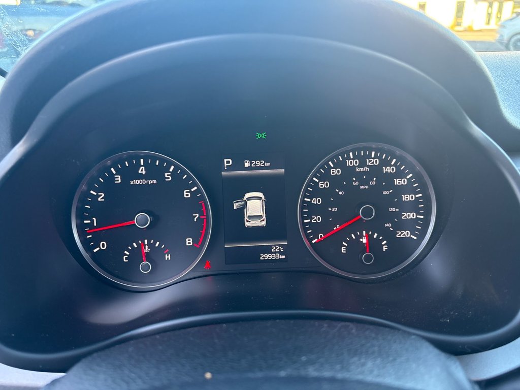 Kia Rio 5-door LX PREMIUM 2023 à Pointe-Aux-Trembles, Québec - 14 - w1024h768px