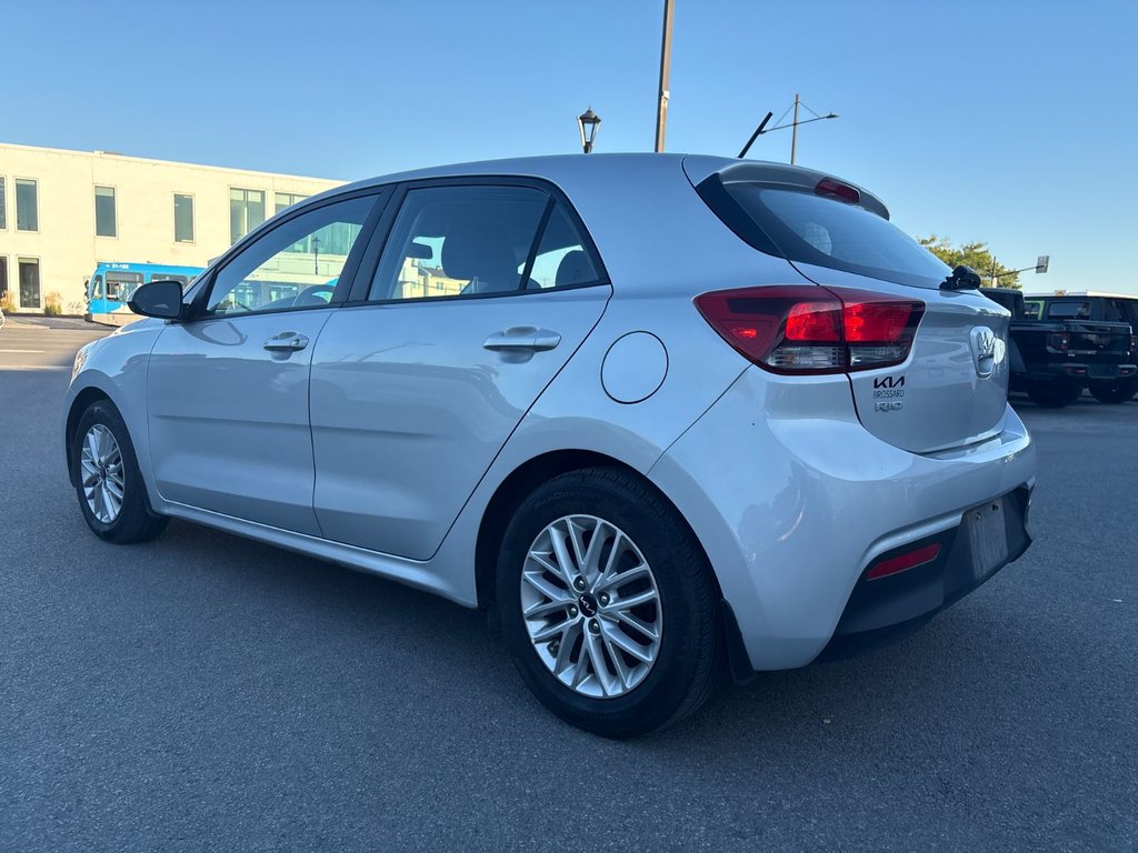 Kia Rio 5-door LX PREMIUM 2023 à Pointe-Aux-Trembles, Québec - 12 - w1024h768px