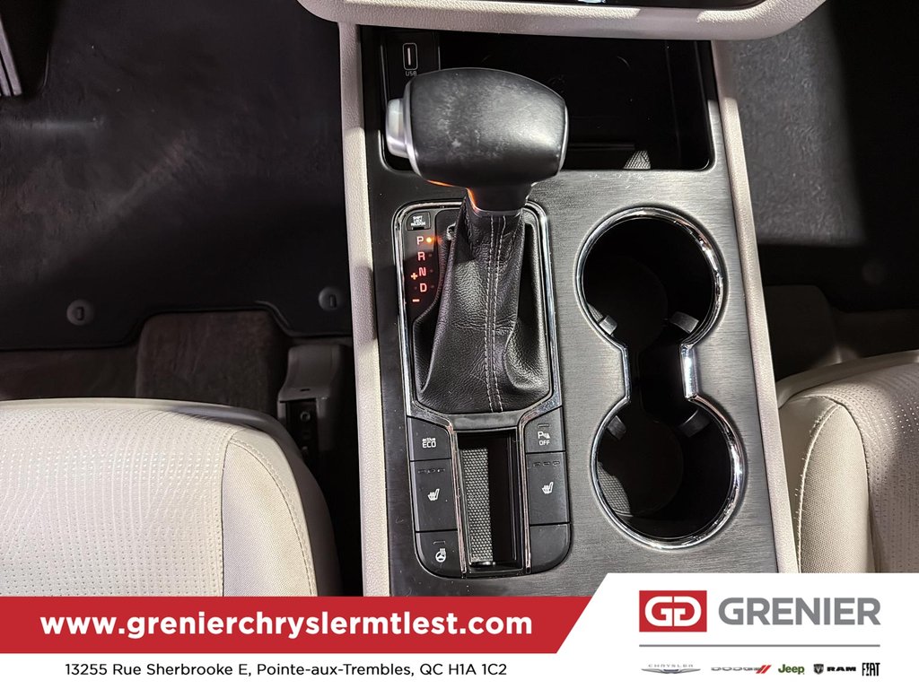 2020 Kia Sedona LX+ in Pointe-Aux-Trembles, Quebec - 14 - w1024h768px