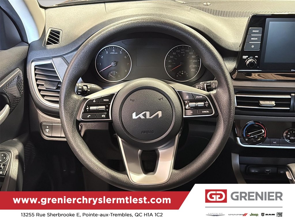 2022 Kia Seltos LX AWD in Pointe-Aux-Trembles, Quebec - 14 - w1024h768px