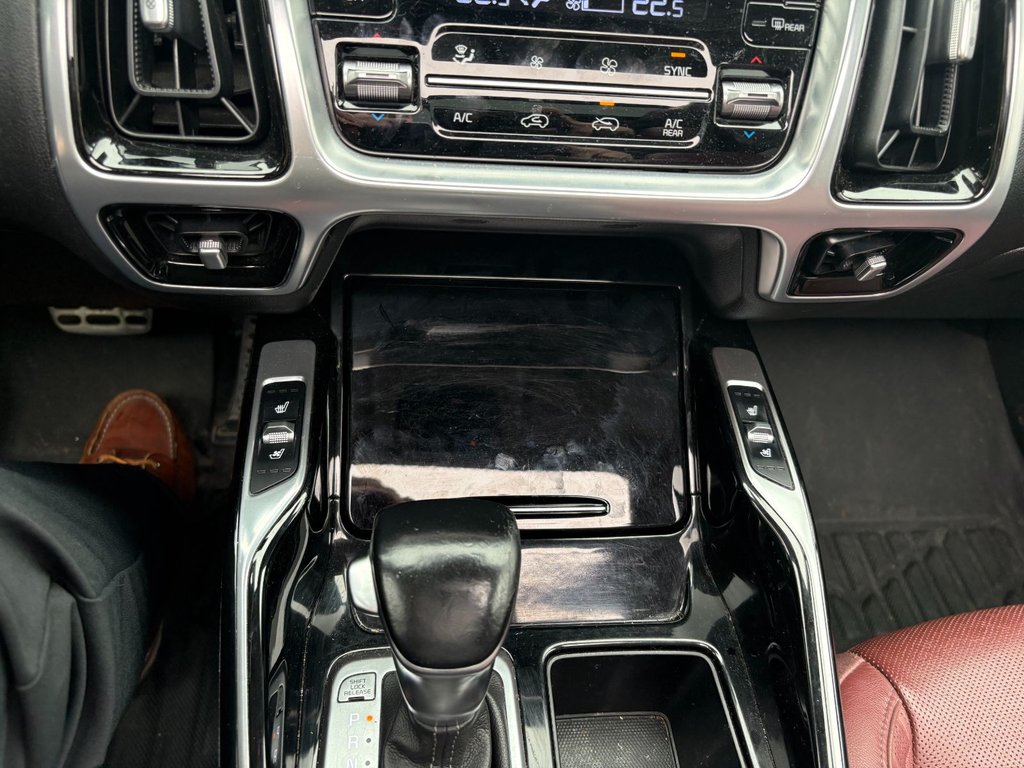 Kia Sorento SX 2021 à Pointe-Aux-Trembles, Québec - 19 - w1024h768px