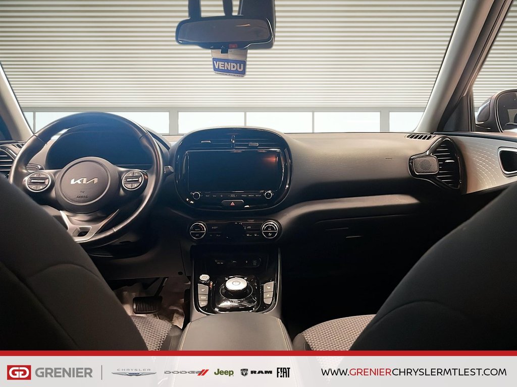 2023 Kia SOUL EV EV PREMIUM + CARPLAY + NAVIGATION GPS in Pointe-Aux-Trembles, Quebec - 8 - w1024h768px