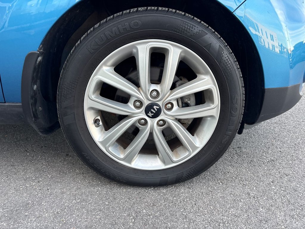 2019 Kia Soul in Pointe-Aux-Trembles, Quebec - 7 - w1024h768px
