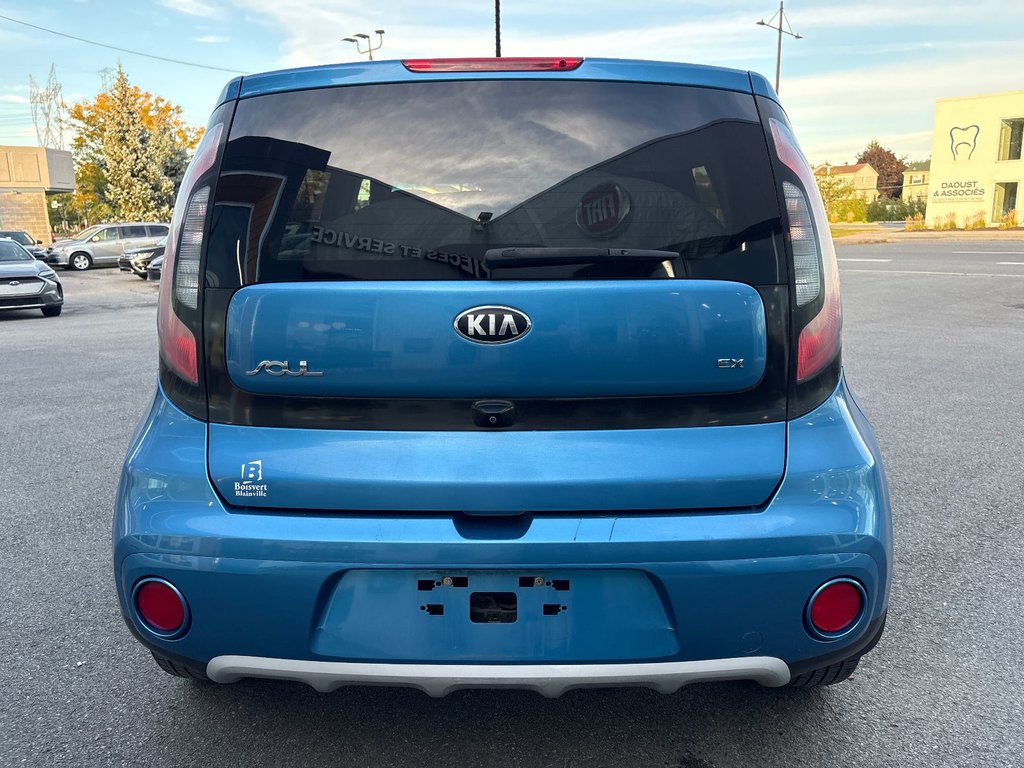 2019 Kia Soul in Pointe-Aux-Trembles, Quebec - 10 - w1024h768px