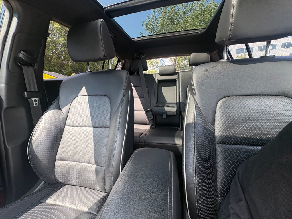 Kia Sportage SX 2022 à Pointe-Aux-Trembles, Québec - 10 - w1024h768px