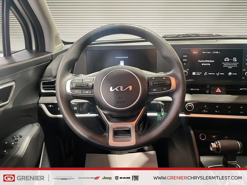 Kia Sportage LX + FWD 2023 à Pointe-Aux-Trembles, Québec - 10 - w1024h768px