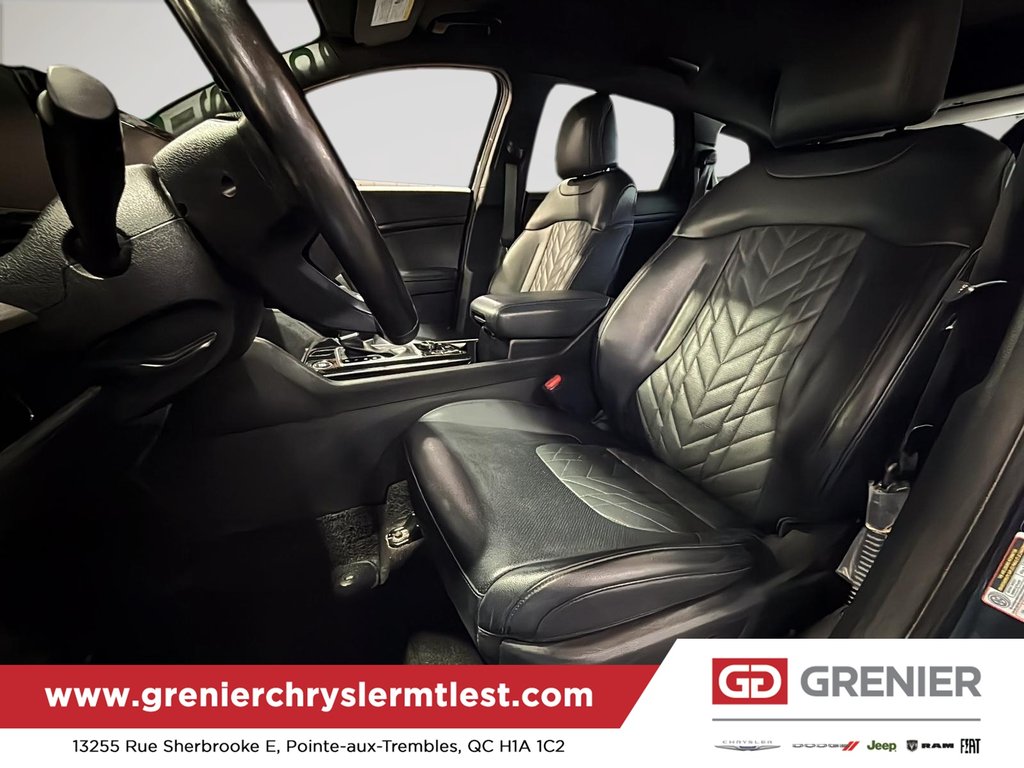 2023 Kia Sportage X-LINE in Pointe-Aux-Trembles, Quebec - 12 - w1024h768px