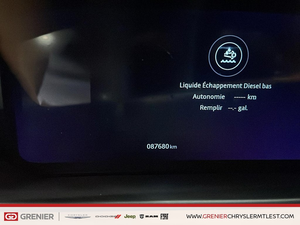Land Rover Range Rover Velar R-DYNAMIC HSE + AWD + TOIT OUVRANT PANO 2018 à Pointe-Aux-Trembles, Québec - 13 - w1024h768px