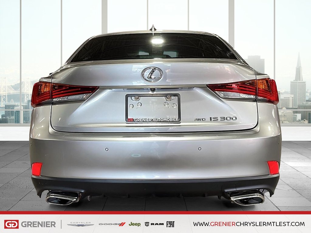 Lexus IS IS 300 + AWD + V6 3.5L + TOIT OUVRANT 2019 à Pointe-Aux-Trembles, Québec - 3 - w1024h768px