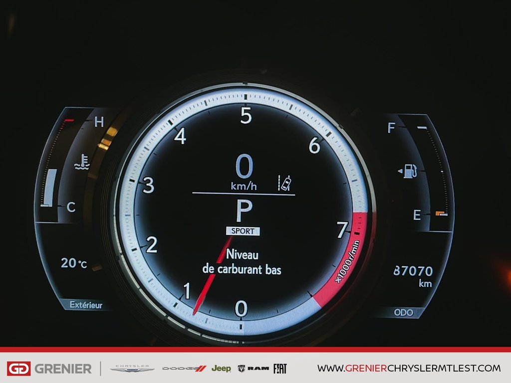 Lexus IS IS 300 F SPORT + AWD + TOIT OUVRANT 2019 à Pointe-Aux-Trembles, Québec - 12 - w1024h768px