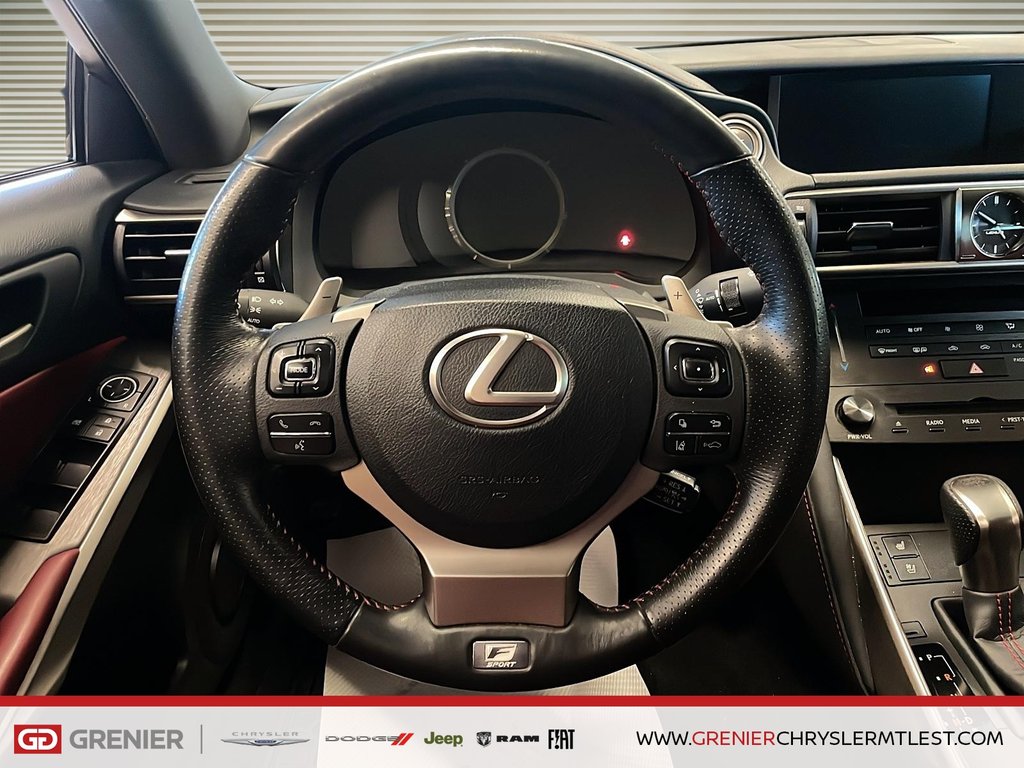 Lexus IS IS 300 F SPORT + AWD + TOIT OUVRANT 2019 à Pointe-Aux-Trembles, Québec - 9 - w1024h768px