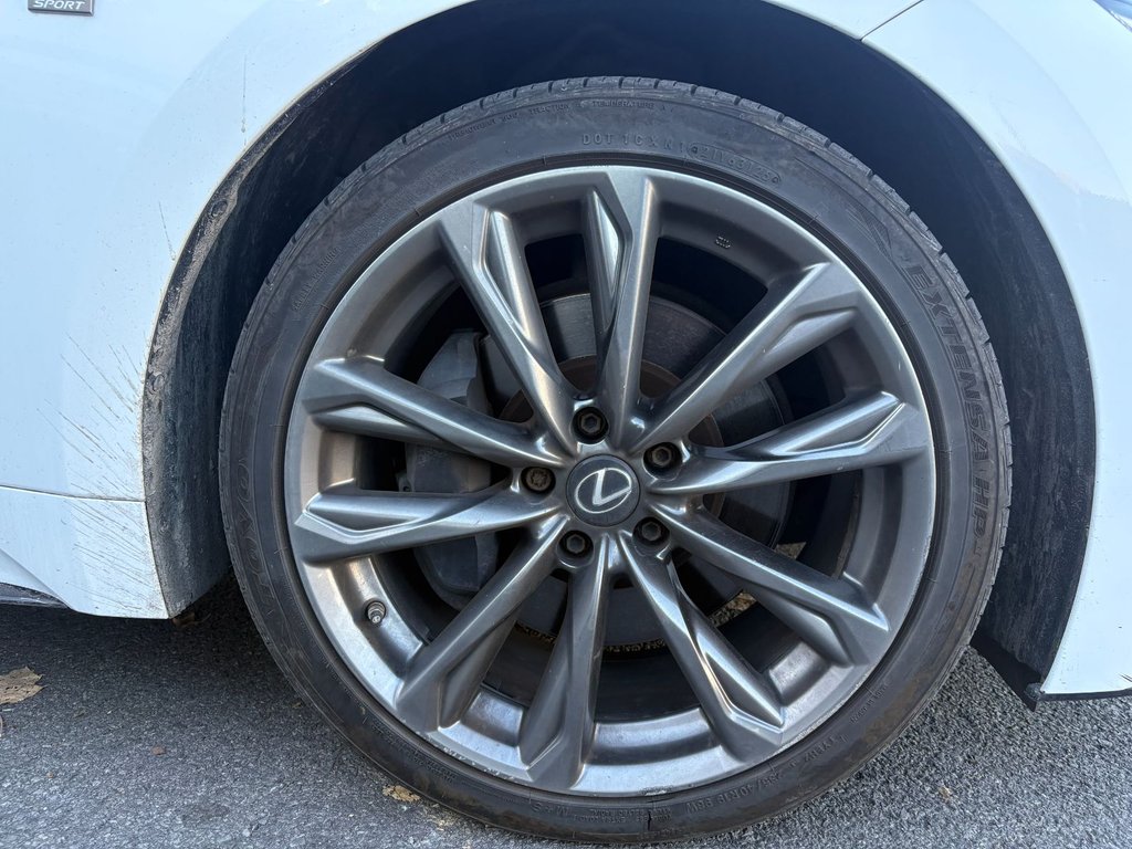 Lexus IS 300 F SPORT 2021 à Pointe-Aux-Trembles, Québec - 7 - w1024h768px