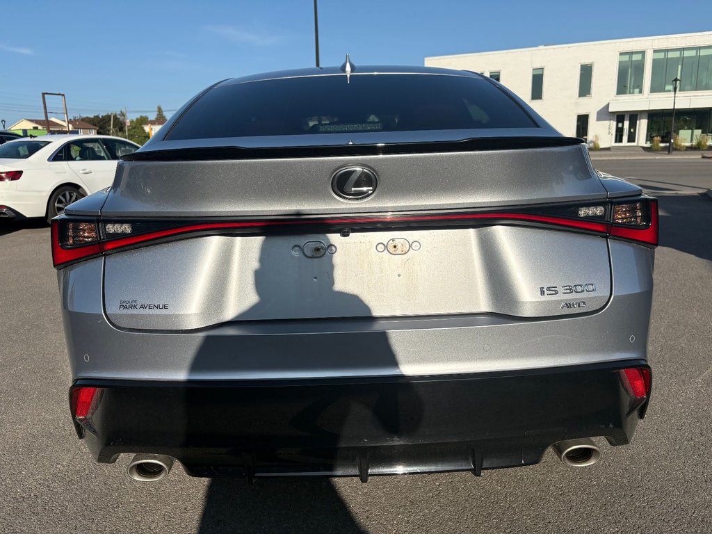 2023 Lexus IS IS 300 F SPORT 2 in Pointe-Aux-Trembles, Quebec - 11 - w1024h768px
