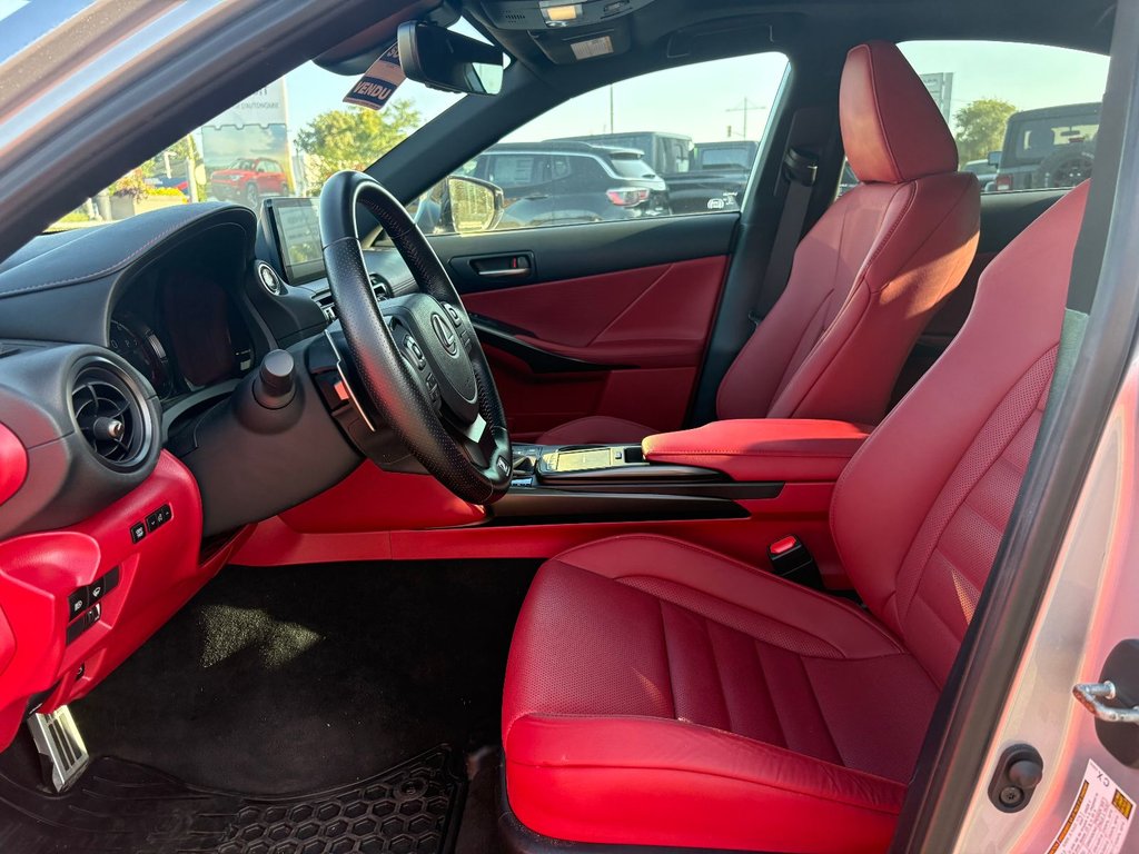 2023 Lexus IS IS 300 F SPORT 2 in Pointe-Aux-Trembles, Quebec - 17 - w1024h768px