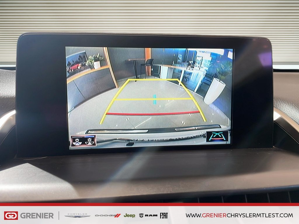 2020 Lexus NX NX 300 + TOIT OUVRANT + CARPLAY in Pointe-Aux-Trembles, Quebec - 12 - w1024h768px