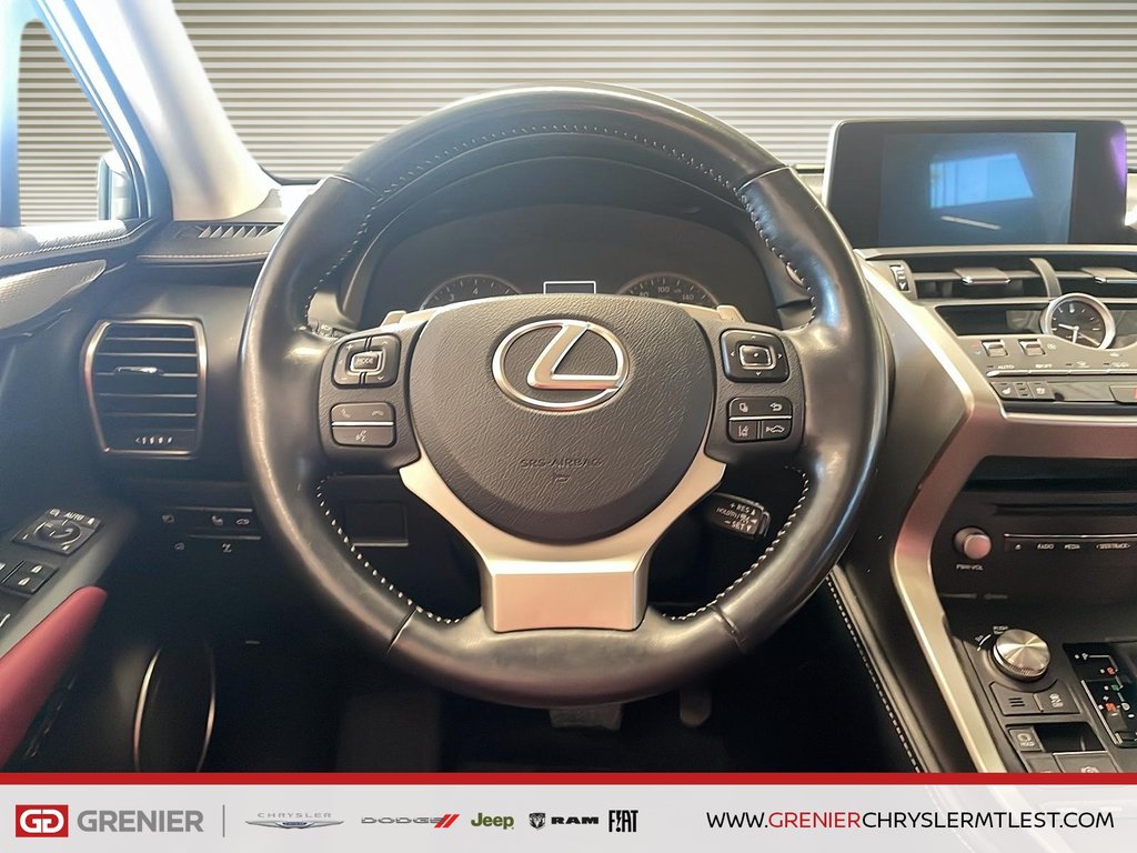 2020 Lexus NX NX 300 + TOIT OUVRANT + CARPLAY in Pointe-Aux-Trembles, Quebec - 9 - w1024h768px