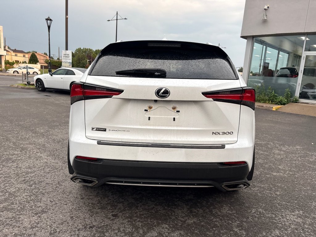 2021 Lexus NX NX 300 in Pointe-Aux-Trembles, Quebec - 7 - w1024h768px