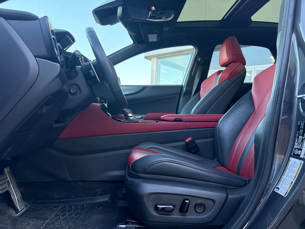 2022 Lexus NX NX 350 in Pointe-Aux-Trembles, Quebec - 13 - w1024h768px