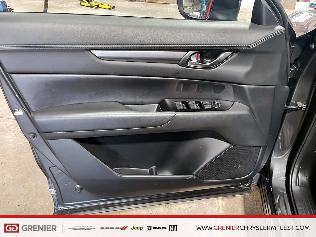 Mazda CX-5 GS + AWD + TOIT OUVRANT + CARPLAY 2020 à Pointe-Aux-Trembles, Québec - 10 - w1024h768px