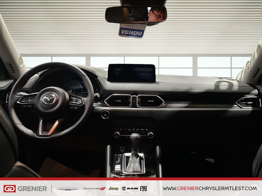 2025 Mazda CX-5 GS + AWD + CUIR + CARPLAY in Pointe-Aux-Trembles, Quebec - 9 - w1024h768px