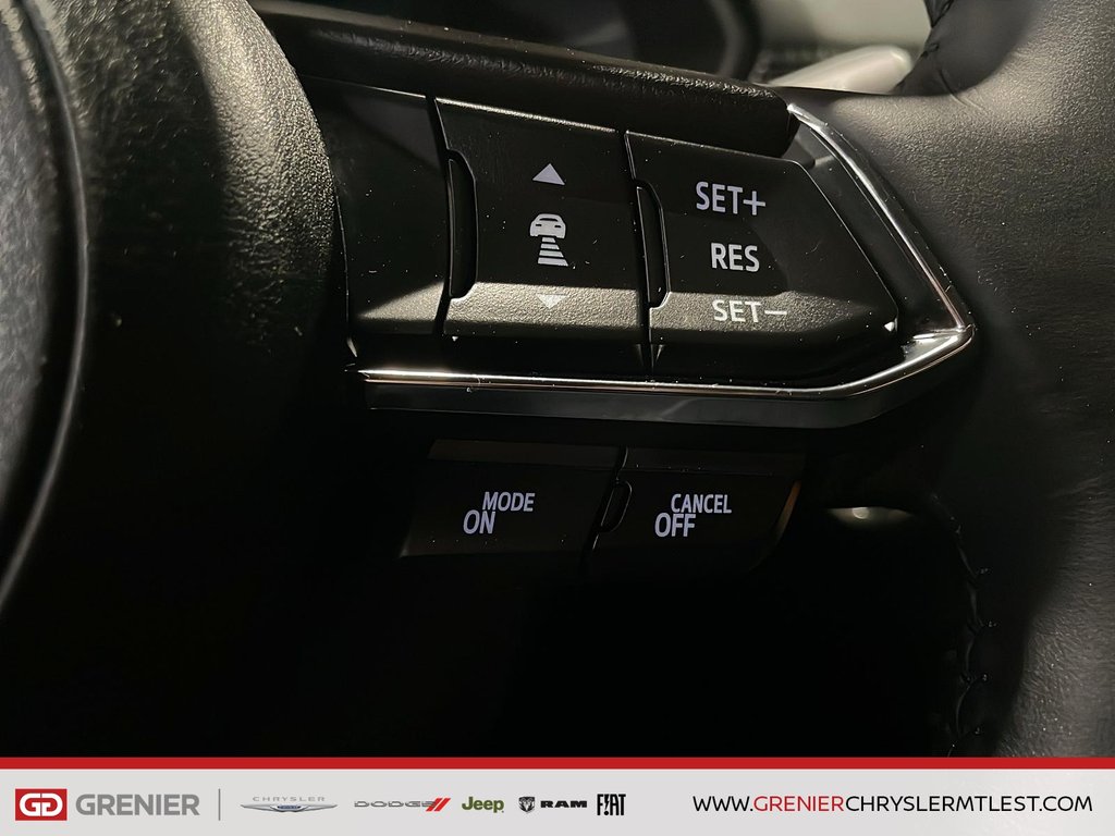 2025 Mazda CX-5 GS + AWD + CUIR + CARPLAY in Pointe-Aux-Trembles, Quebec - 12 - w1024h768px