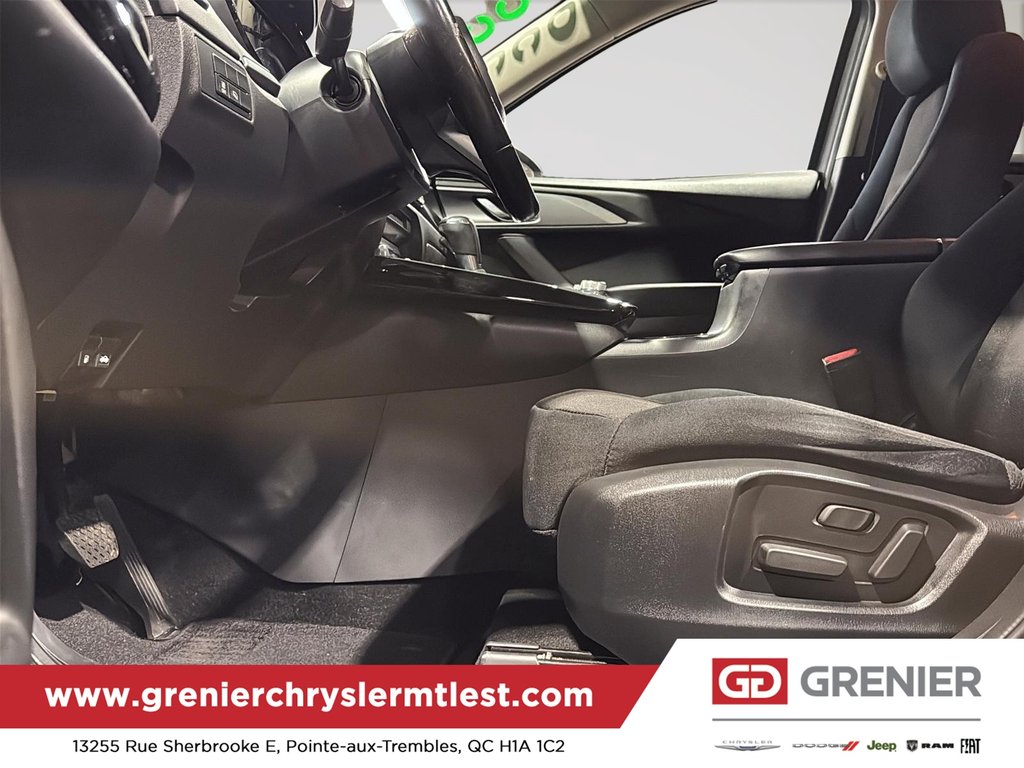 2020 Mazda CX-9 GS in Pointe-Aux-Trembles, Quebec - 14 - w1024h768px