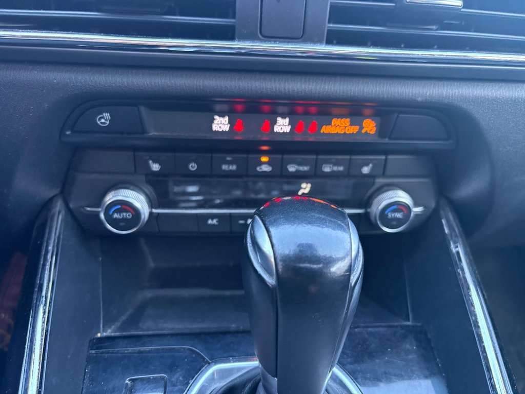 2023 Mazda CX-9 in Pointe-Aux-Trembles, Quebec - 18 - w1024h768px