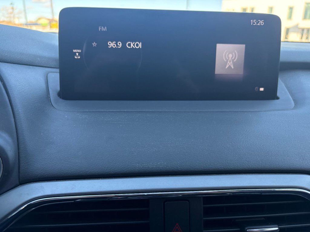 2023 Mazda CX-9 in Pointe-Aux-Trembles, Quebec - 17 - w1024h768px