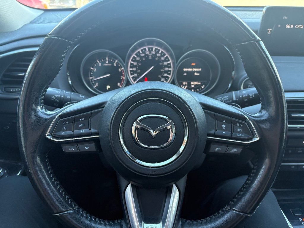 2023 Mazda CX-9 in Pointe-Aux-Trembles, Quebec - 16 - w1024h768px