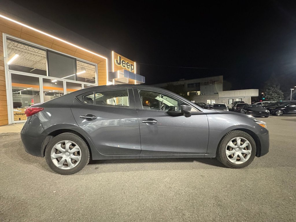 2018 Mazda Mazda3 GX in Pointe-Aux-Trembles, Quebec - 5 - w1024h768px